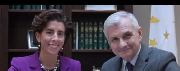  Reed Strongly Backs Raimondo to Lead Commerce Department