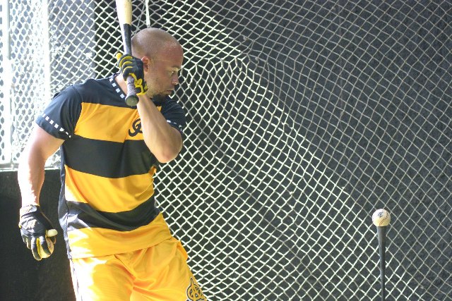  The Captain is here! Juan Carlos Pérez trains with Águilas Cibaeñas.