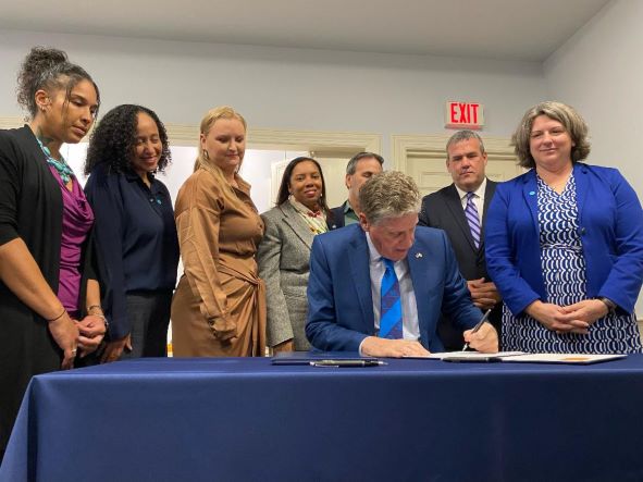  Governor McKee Signs Legislation Protecting Confidentiality of Survivors of Domestic Violence