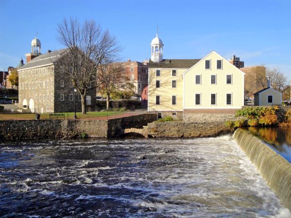  Pawtucket Announces 25th Annual Photo Contest