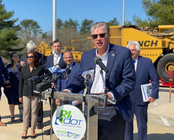  Governor McKee, Congressional Delegation, RIDOT Break Ground on I-95 Resurfacing Project, Kicking Off 2023 Construction Season