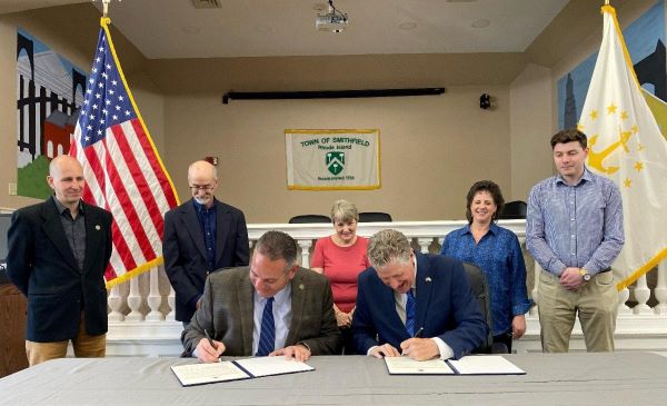  Smithfield Signs Learn365RI Municipal Compact, Commits to Increasing Out-of-School Learning Opportunities
