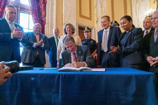  Governor McKee Signs Law Enforcement Officers’ Bill of Rights Reform Legislation Into Law