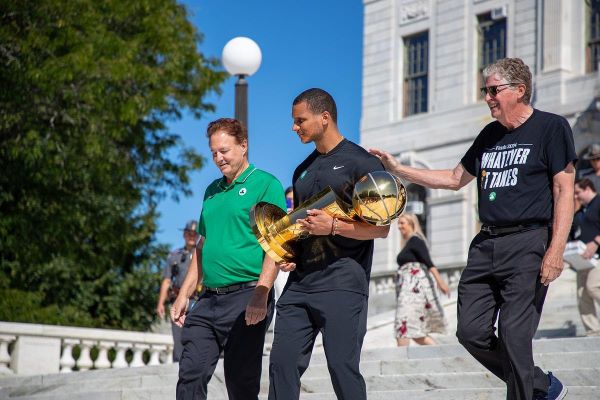  Governor McKee Welcomes Boston Celtics Coach Joe Mazzulla to Rhode Island State House to Celebrate Championship