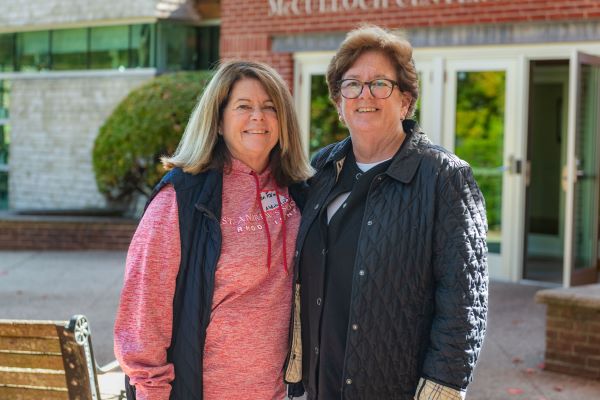  St. Andrew’s to Honor Beloved Educators and Travel Program Pioneers Pam Farmer and Sue McGann at Annual Saints Gala on April 24 at Five Bridge Inn