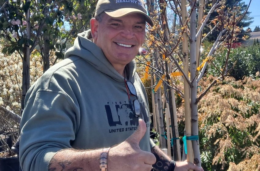  Victor Mellor, Republican for RI’s 2nd Congressional District Celebrates Arbor Day