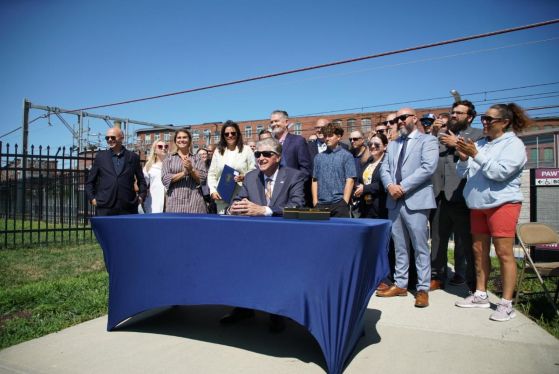  Governor McKee Holds Ceremonial Signing of “Commonsense” Freight Train Safety Bills